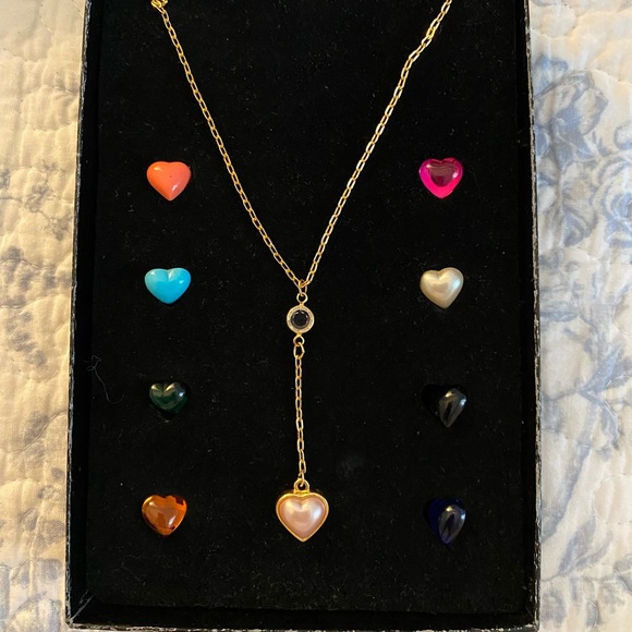 JOAN RIVERS interchangeable heart necklace with 9 heart charms! In packaging - Picture 1 of 5
